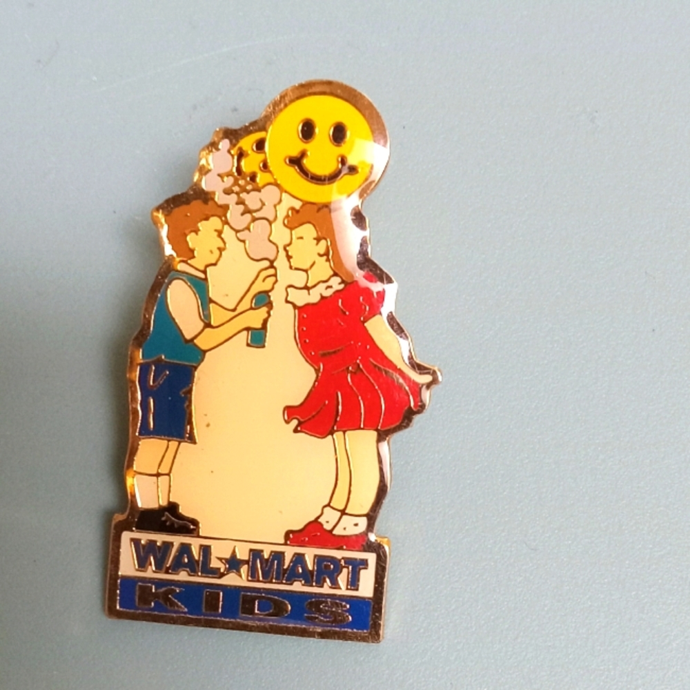 Wal-mart Kids Department Happy Facr Employee Pin